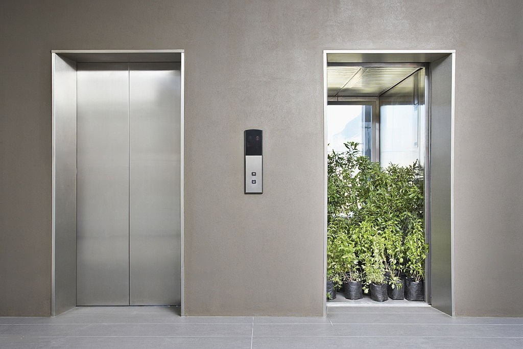 Home Elevators for Villas Luxury Meets Convenience